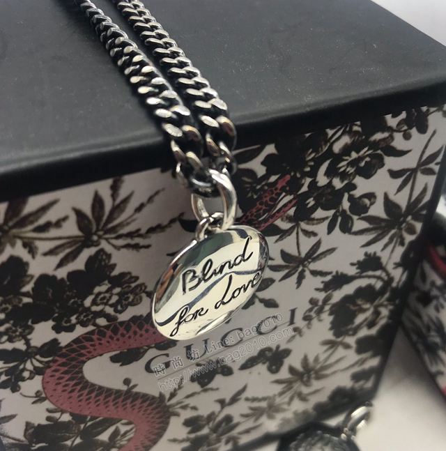 GUCCi飾品 古馳泰銀復古圓形牌吊墜  zgbq1135
